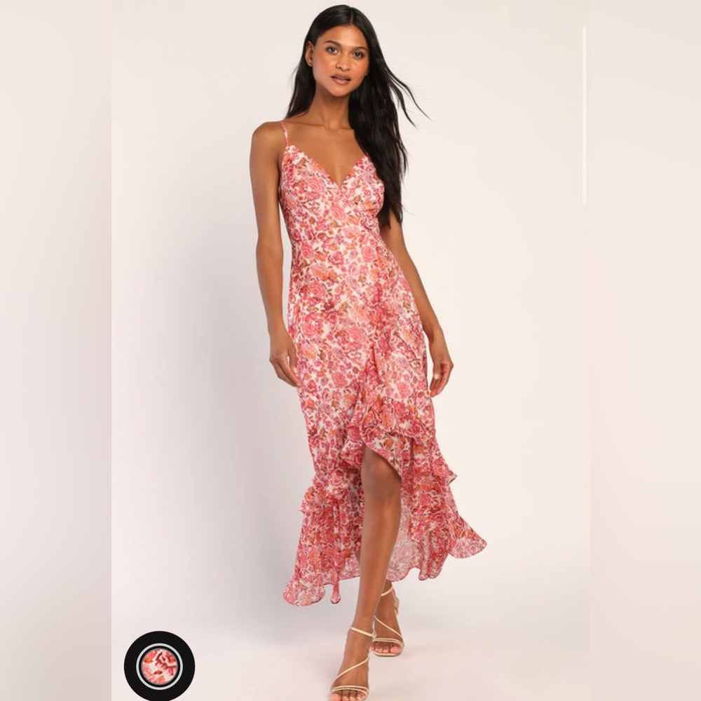 Lulu’s NWT Always Enchanting Pink Floral Metallic
Ruffled High-Low Dress size M